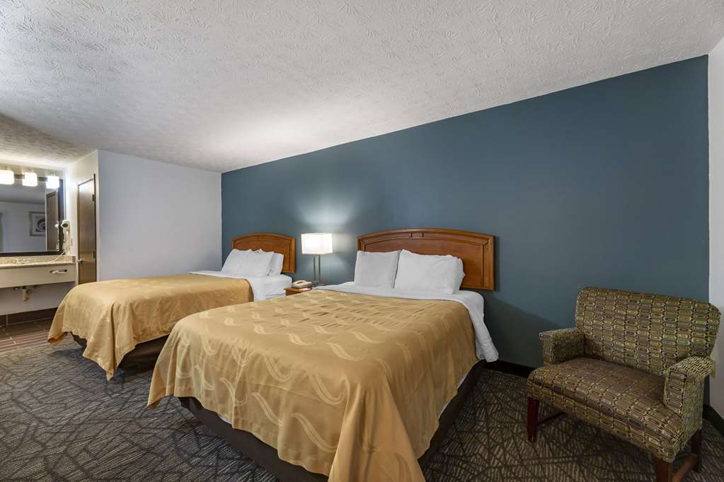 Quality Inn Austintown Youngstown West - photo 18