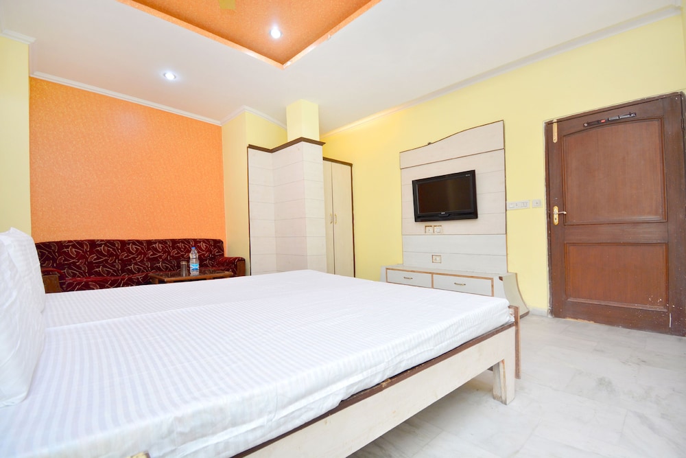 SPOT ON 41347 Hotel Royal Occassions