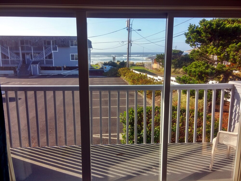 Surfside Resort - photo 17