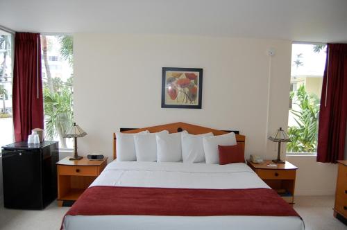 Alcazar Resort Gay Mens Resort - photo 14