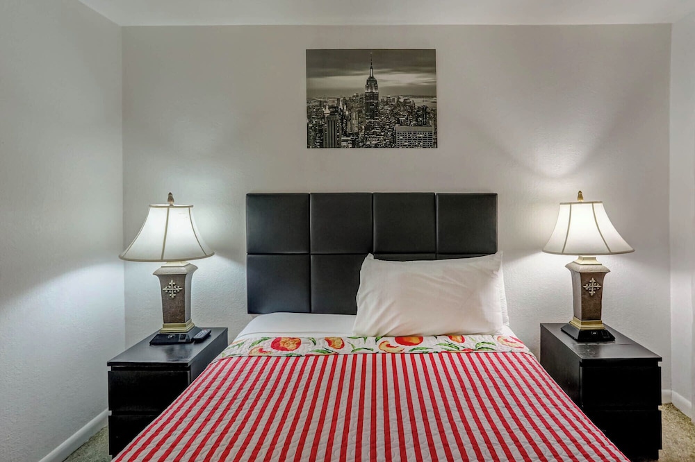 Green Seas Motel - photo 24