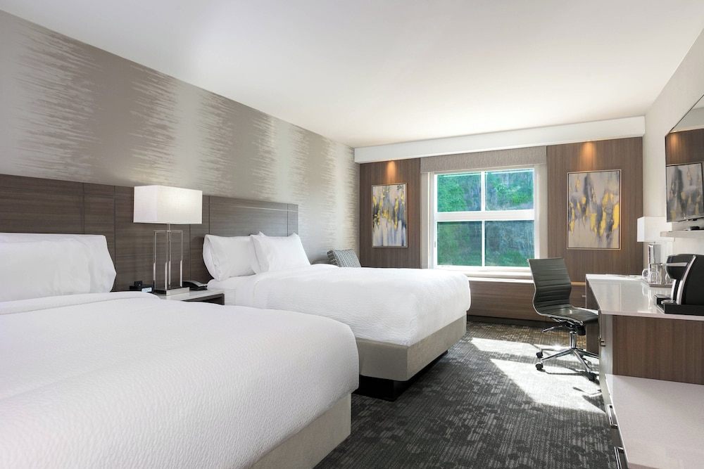 Courtyard by Marriott Edgewater NYC Area - photo 13