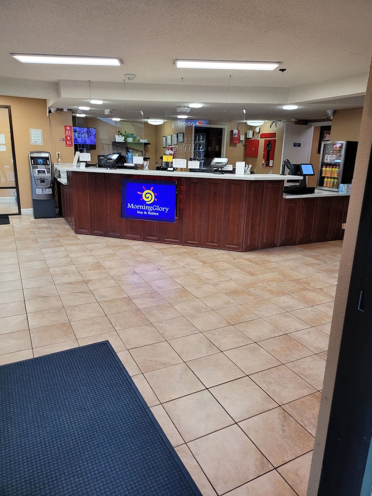MorningGlory Inn & Suites - photo 39
