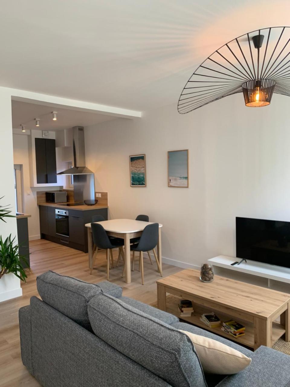 L'air de la Mer 2 Chambres 50m Plage Parking — 4-Star Luxury Hotel in Houlgate, France