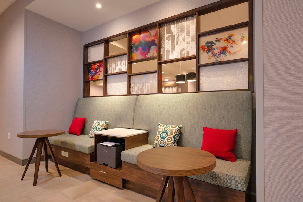 Hampton Inn by Hilton Needles - photo 23