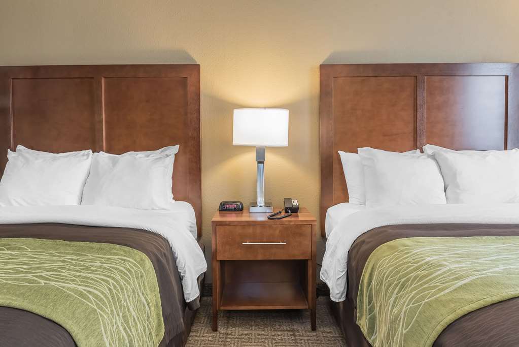 Comfort Inn & Suites Piqua Near Troy I75 - photo 20
