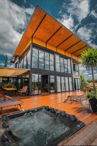 Principado dos Galgos Chácara in Cascavel, Brasil