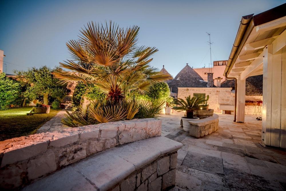 Astra — 4-Star Luxury Hotel in Alberobello, Italy