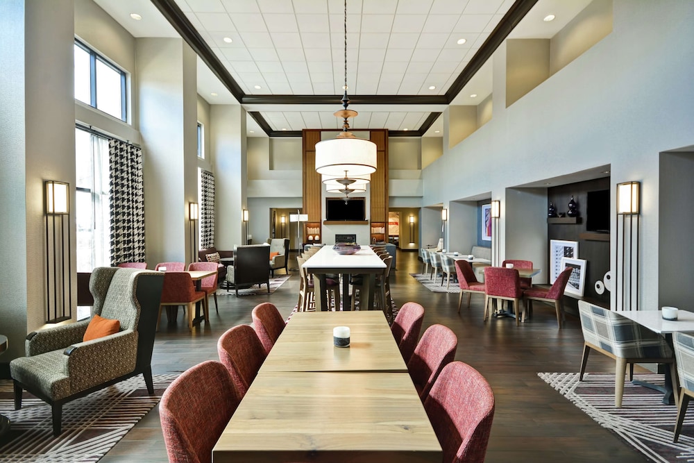 Hampton Inn & Suites Columbus Easton Area - photo 33