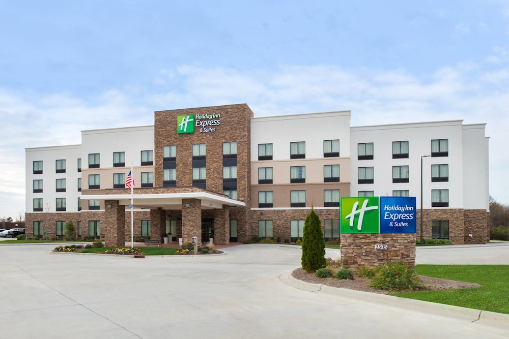 Holiday Inn Express Hotel Suites Monroe — Monroe