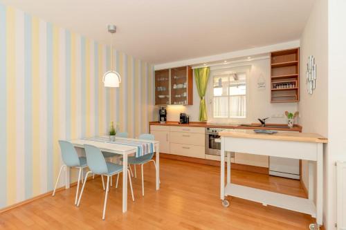 Haus Waldblick — 4-Star Luxury Hotel in Ostseebad Kuehlungsborn, Germany