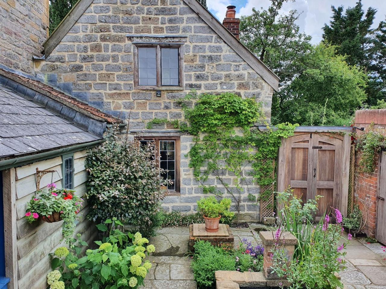 Midelney Music Room in Langport, United Kingdom