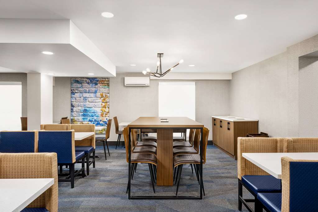 La Quinta Inn Lexington Horse Park - photo 65