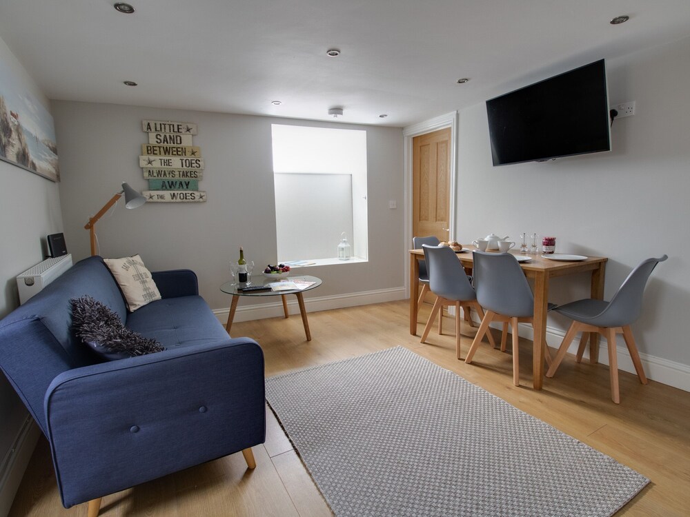 The Tides Inn - carbon neutral hotel in Weymouth