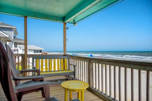 A Pirate's Paradise by Oak Island Accommodations - photo 33