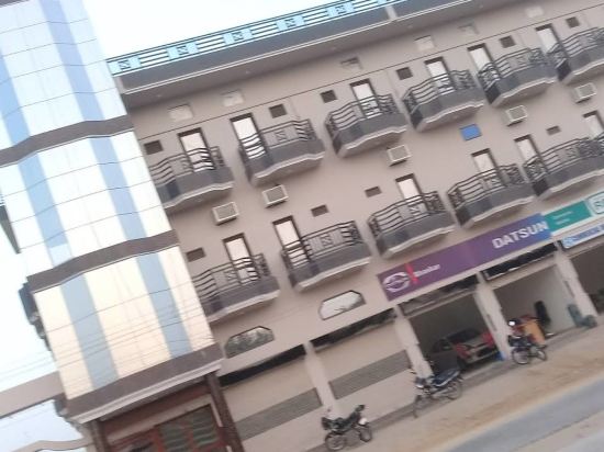 Hotel Khatri — hotel in Sujangarh