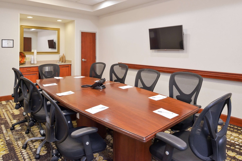 Hampton Inn & Suites Wilmington - photo 64