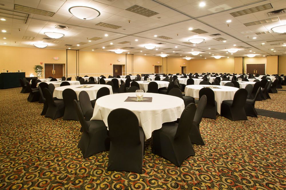 Cincy Hotel - photo 3