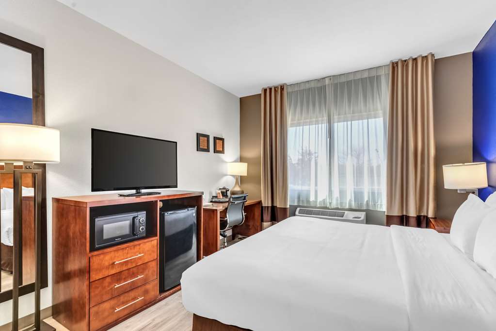 Comfort Inn Denver West Arvada Station - photo 25