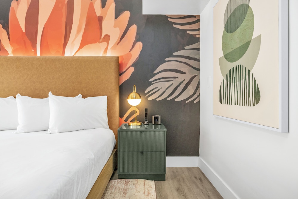 Nob Hill Hotel - photo 13