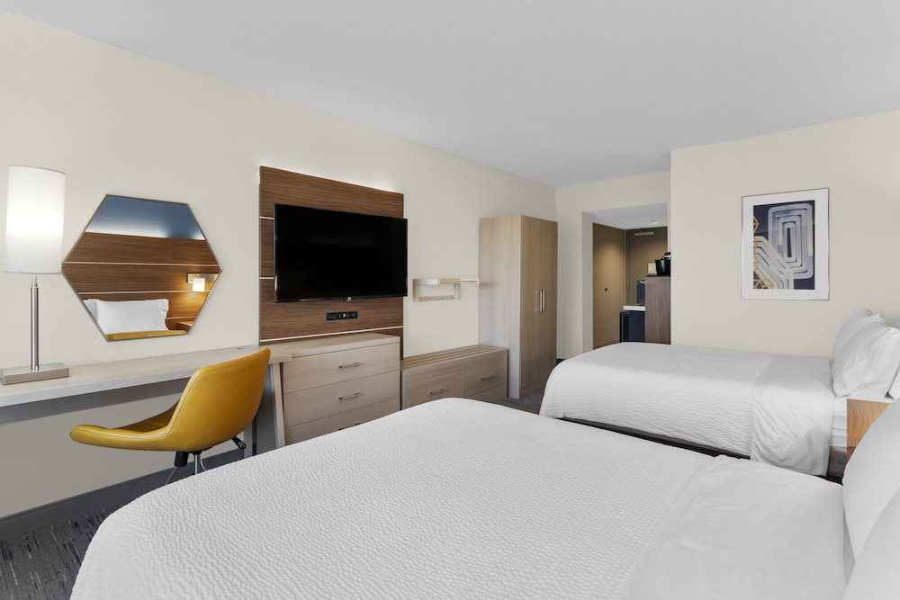Holiday Inn Express Hilton Head Island by IHG - photo 12