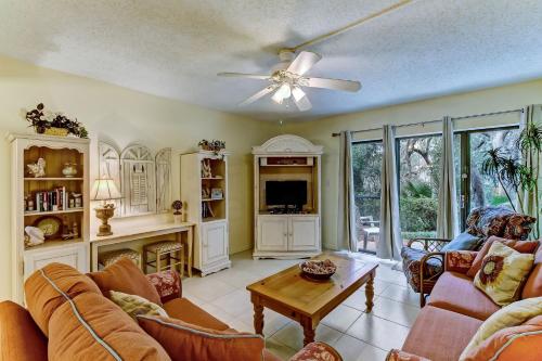 2063 Beachwood Lovely 2 bedroom 2 bath Beach Wood villa is located in Amelia Island Plantation Resort in Fernandina Beach, United States