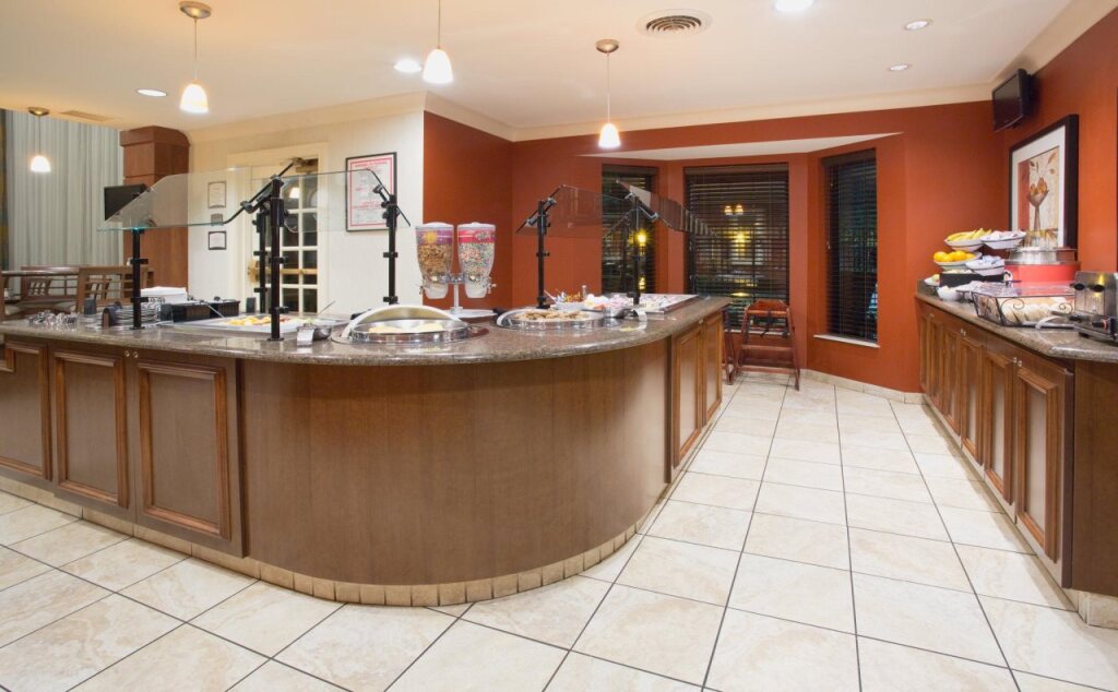 Staybridge Suites Lincoln I 80 - photo 13