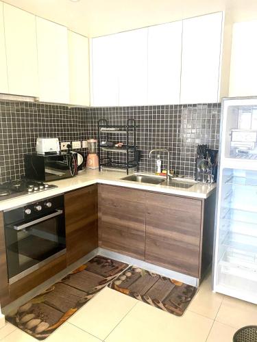 Luxurious one bedroom Apartment Kilimani Nairobi Kenya by Sana Sana Holiday Apartments
