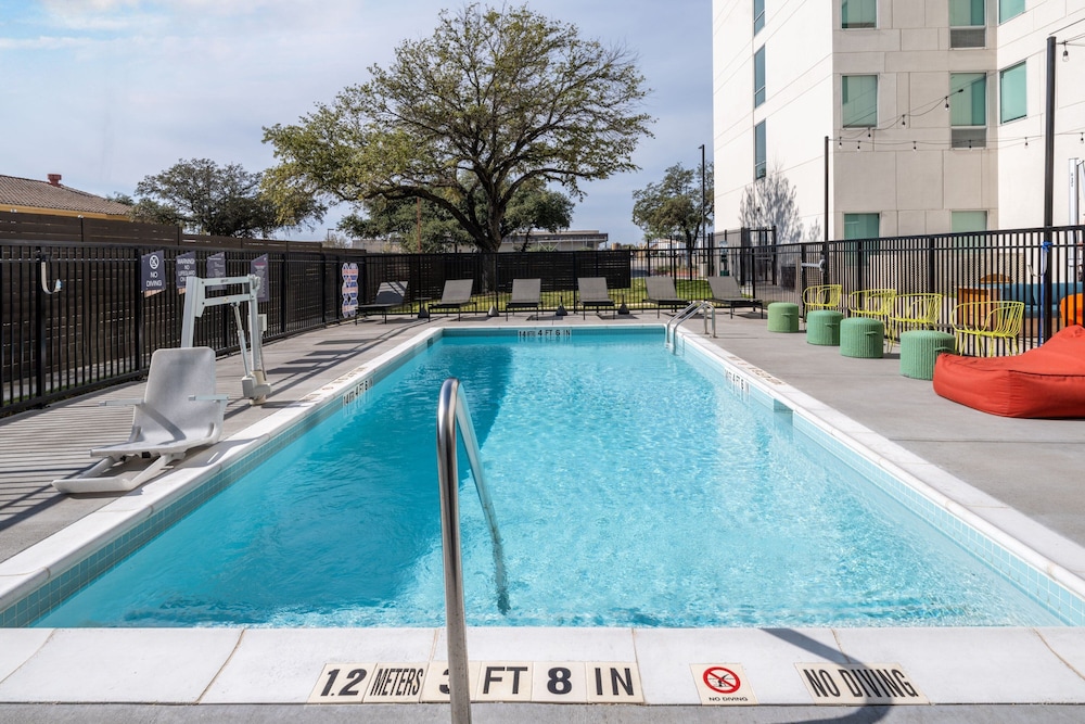 Aloft Austin South - photo 20