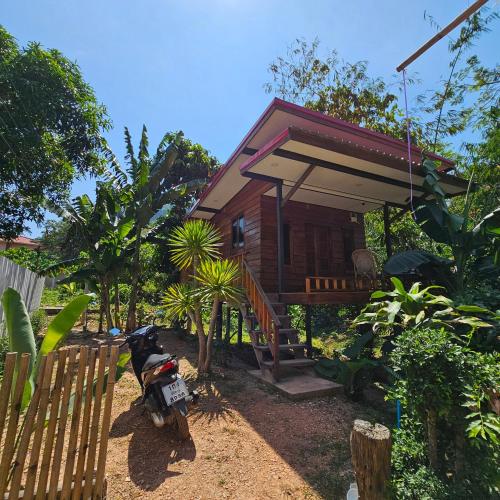 Rommai Forest Bungalows — 4-Star Luxury Hotel in Ko Lanta, Thailand