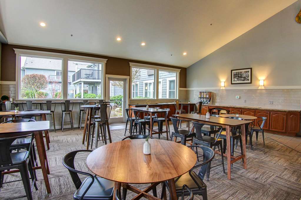 Best Western Wesley Inn & Suites - photo 3