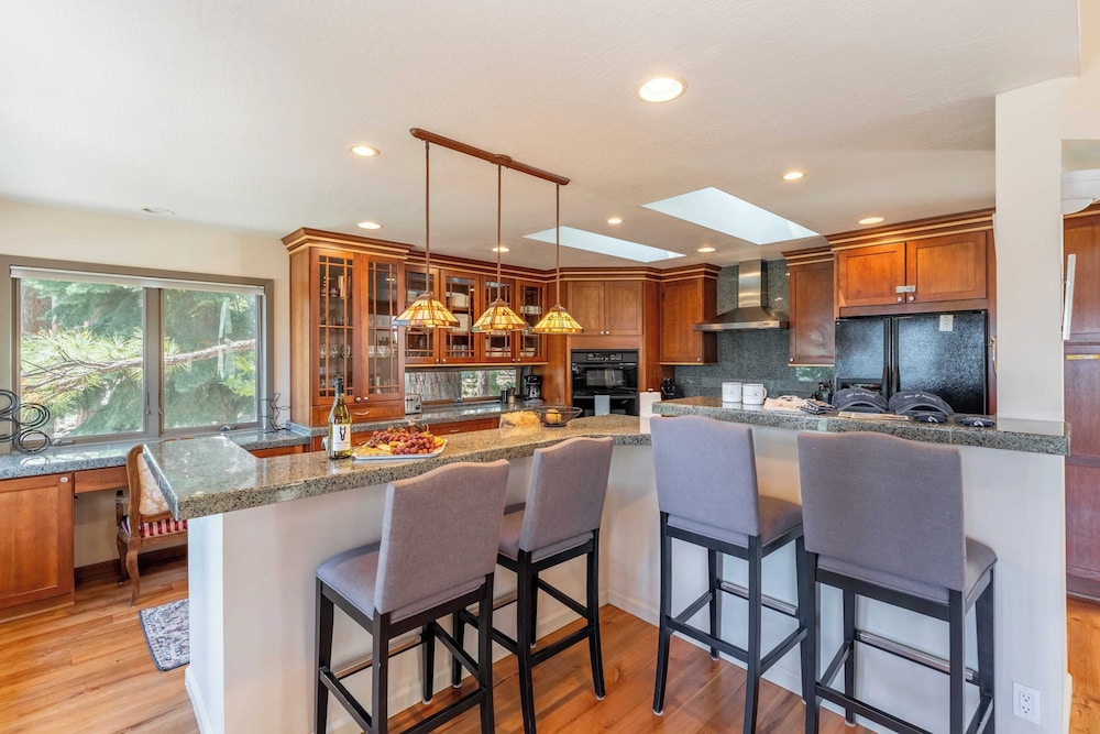 Lakeview Getaway - photo 5