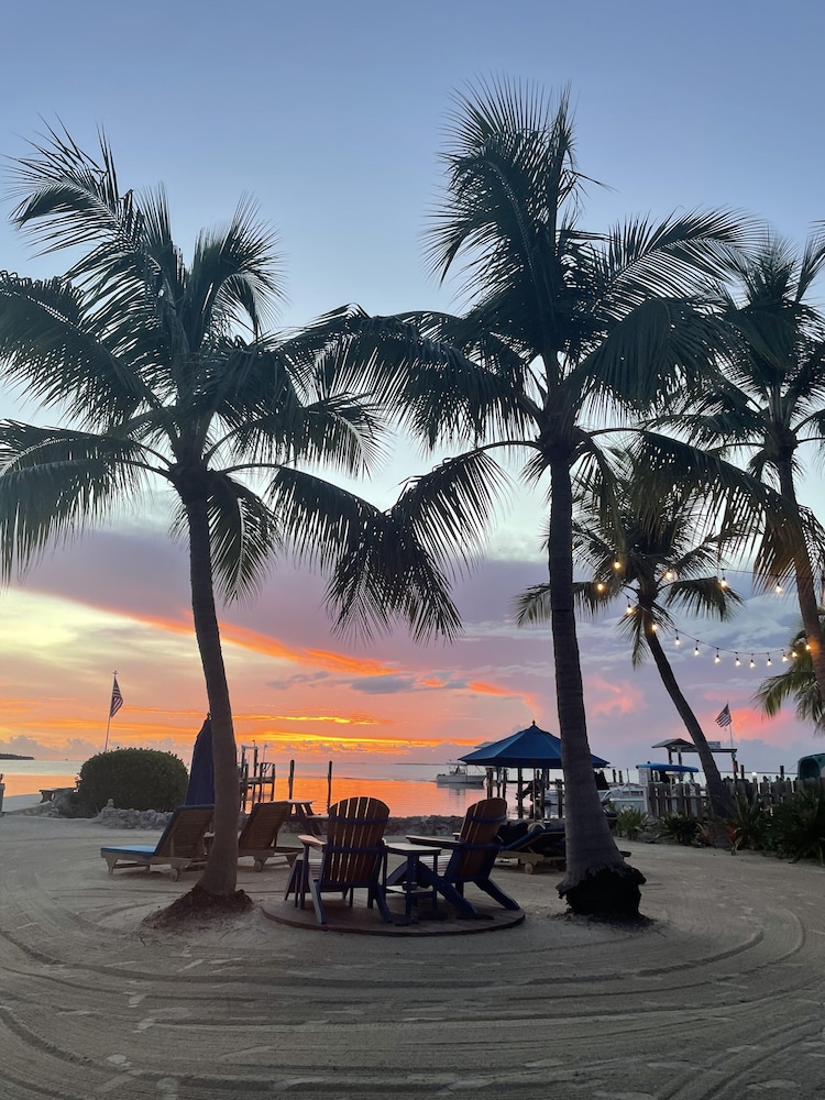 Island Bay Resort - photo 85
