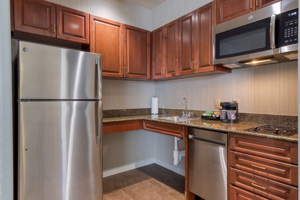 Homewood Suites by Hilton Olmsted Village - photo 24