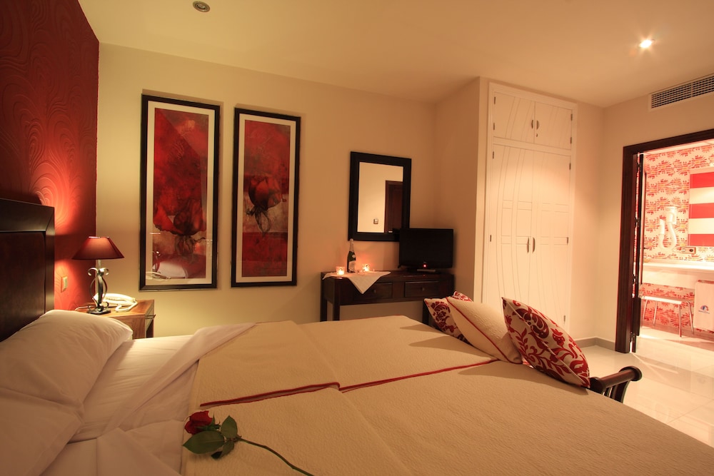 Casa Baños de la Villa — 4-Star Luxury Hotel in Priego De Cordoba, Spain