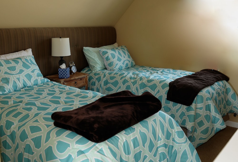 The Collins Inn and Seaside Cottages - photo 15