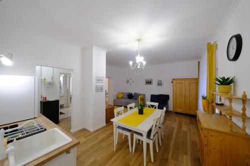 PéterPál apartman — 4-Star Luxury Hotel in Pecs, Hungary