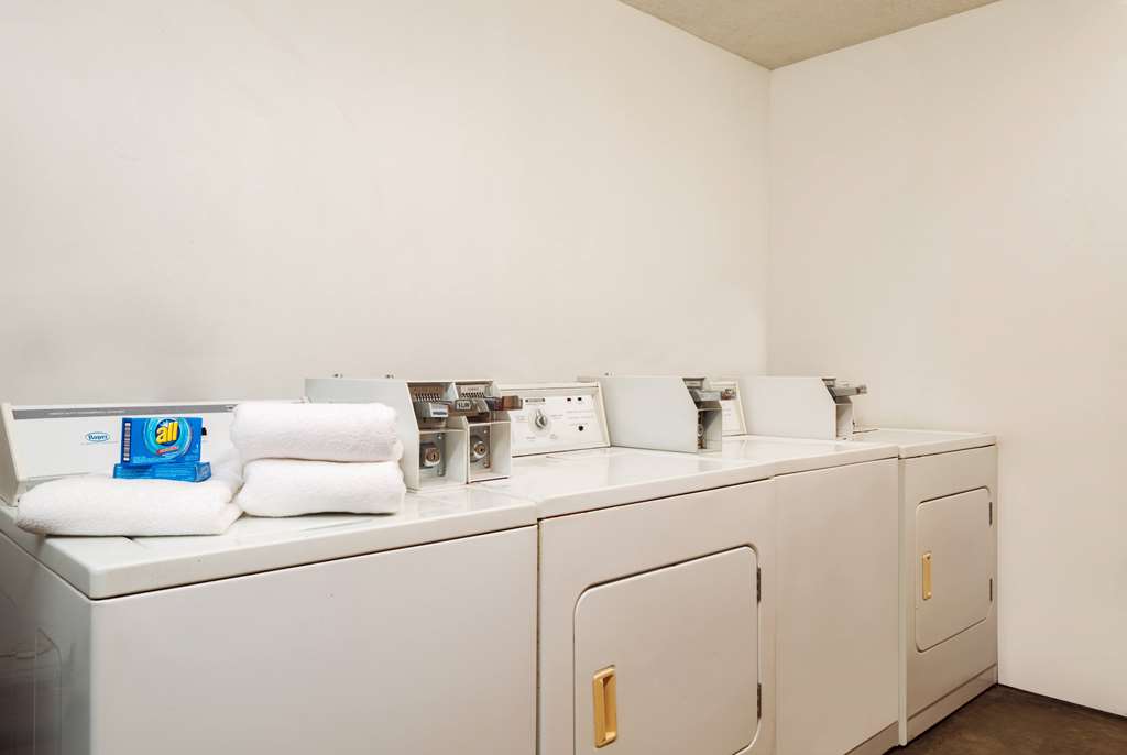 Ramada by Wyndham San Antonio Near SeaWorld Lackland AFB - photo 42