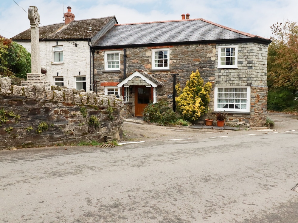 Mill Cottage — 4-Star Luxury Hotel in Liskeard, United Kingdom