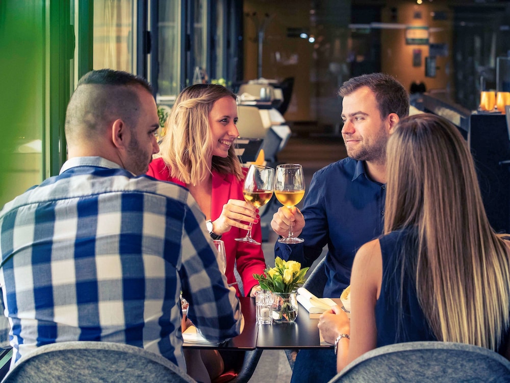 מזון ומשקאות