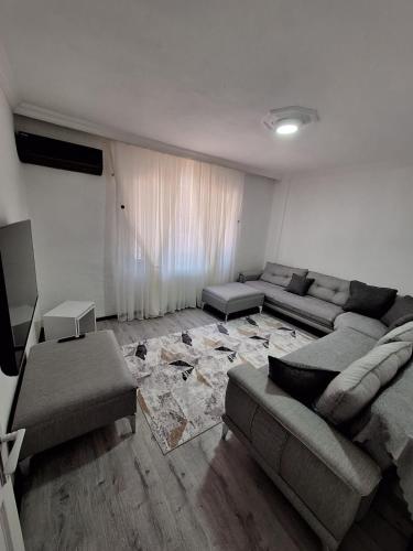 1Ege üniversitesi ve hastanesine çok yakın aileye — 4-Star Luxury Hotel in Izmir, Turkey