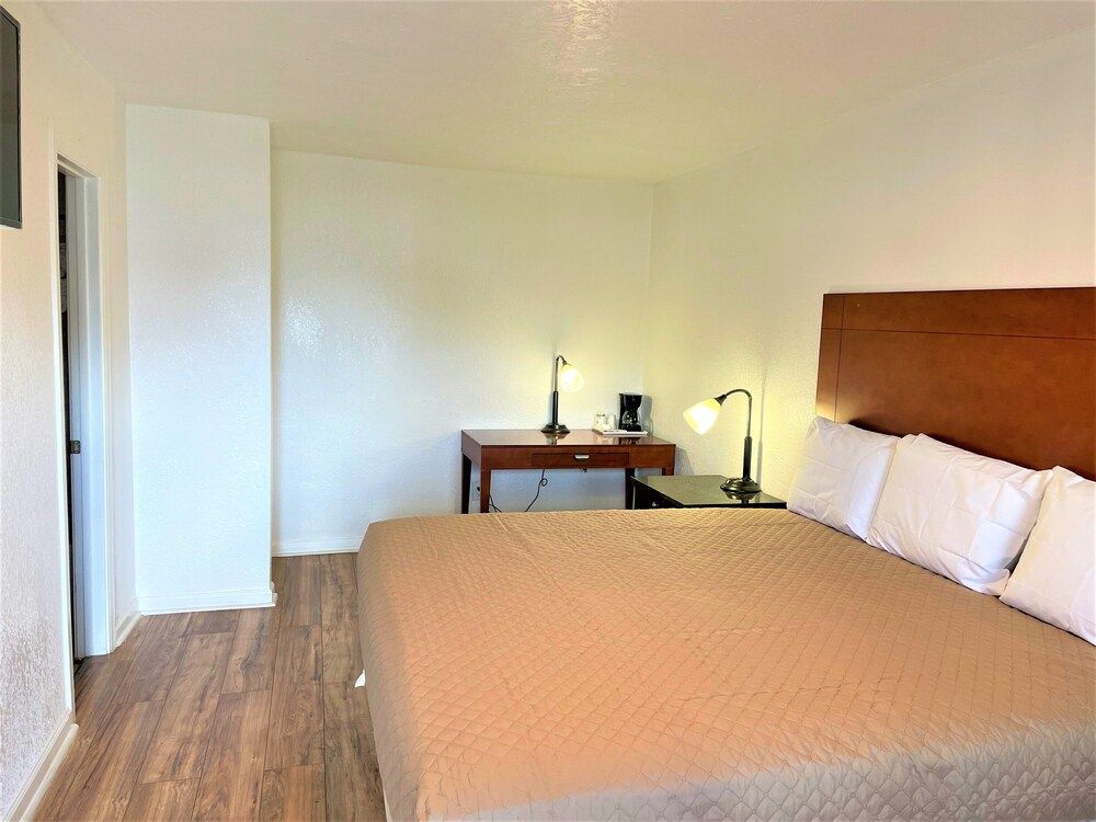 Budget Inn Giddings by Mukhi Hotels - photo 17