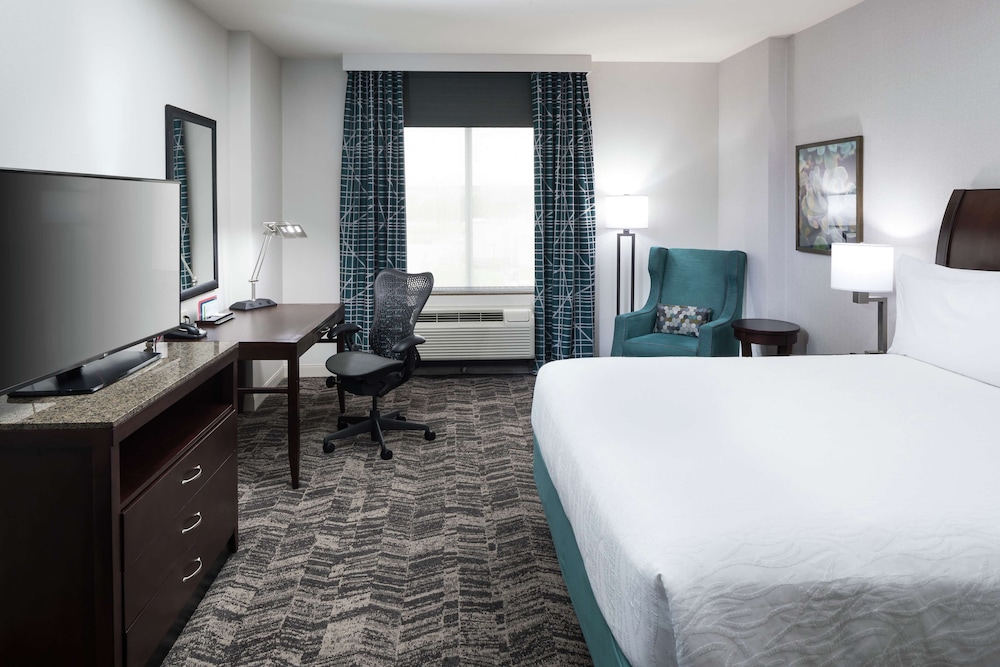 Hilton Garden Inn DFW North Grapevine - photo 10
