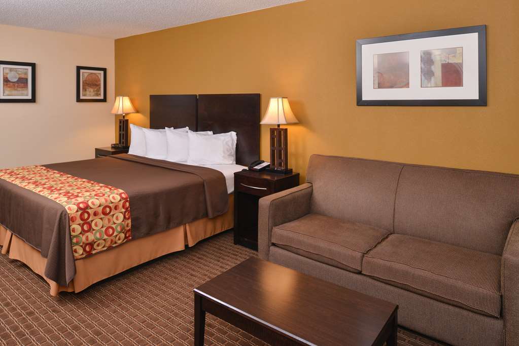 Americas Best Value Inn Tupelo Barnes Crossing - photo 7