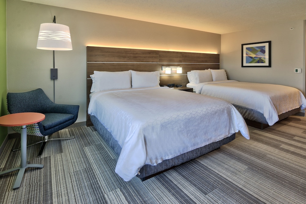 Holiday Inn Express Socorro by IHG - photo 17