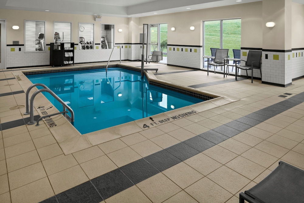 Fairfield Inn & Suites by Marriott Bedford - photo 17