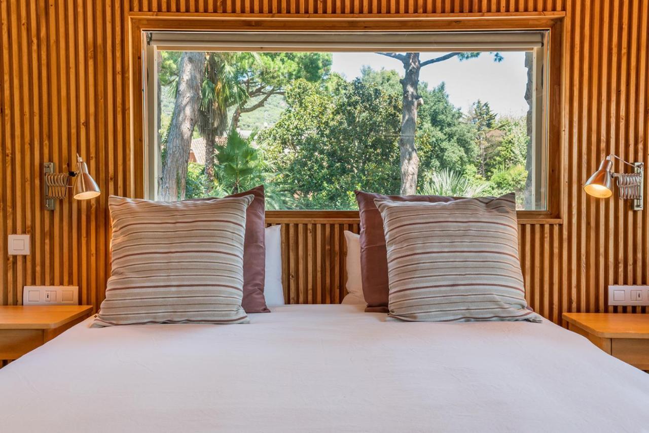 Villa Barcelona Country House — 4-Star Luxury Hotel in Premia De Mar, Spain