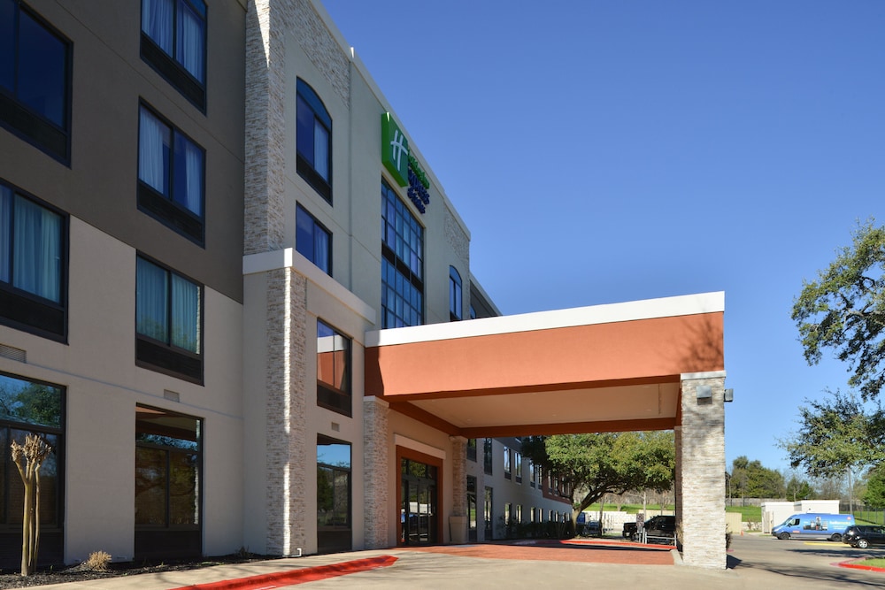 Holiday Inn Express & Suites Austin North Central by IHG - photo 51
