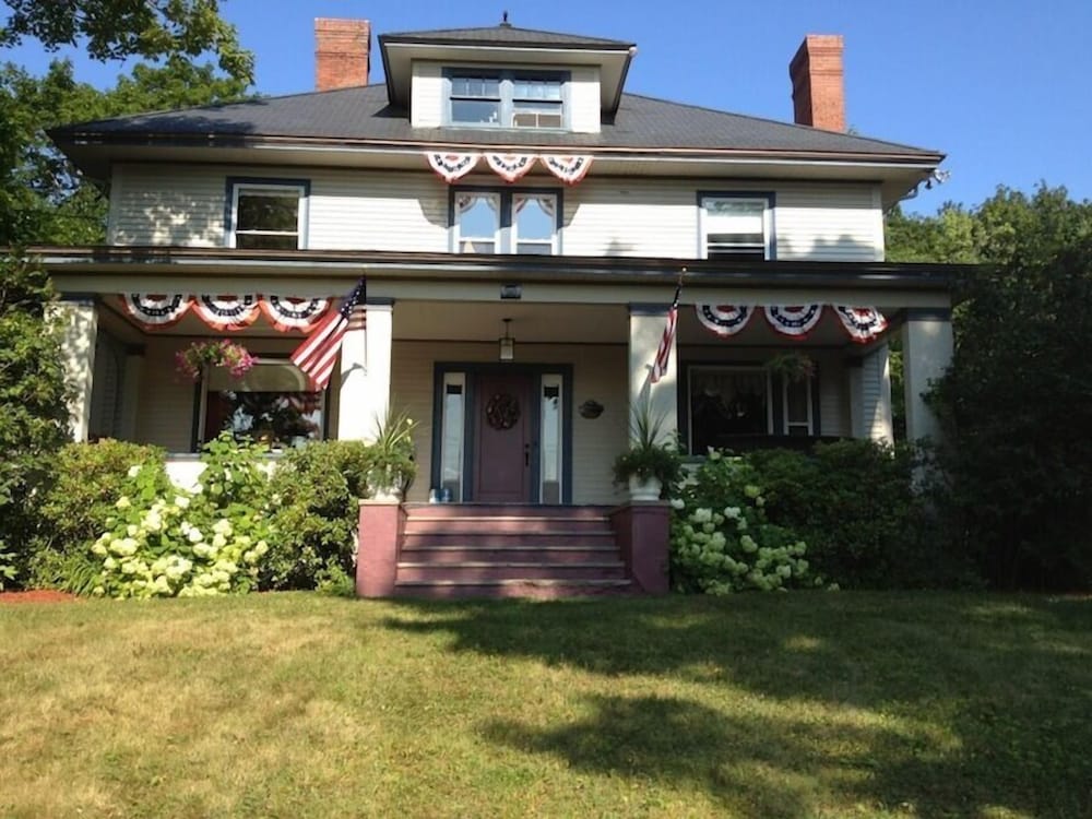 Taylor Edes Inn — hotel in Dexter