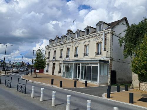Hotel de la Gare in Montereau-Fault-Yonne, France